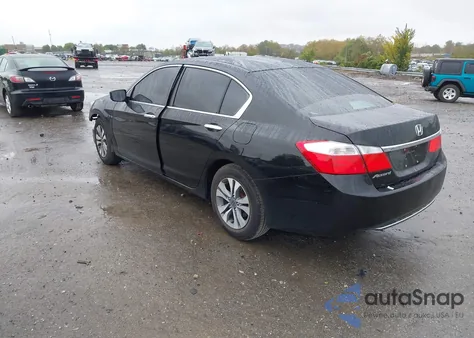 2015 Honda Accord Lx z USA, uszkodzony, nr VIN 1HGCR2F34FA147572